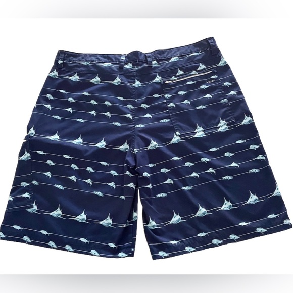 HUK Performance Fishing Shorts Men’s 40 Swordfish Print Navy Blue 11” Inseam EUC - Picture 3 of 6